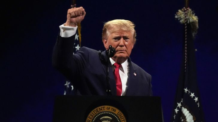 https://www.salarnews.in/public/uploads/images/newsimages/maannewsimage05072026_173236_Trump (1).jpg
